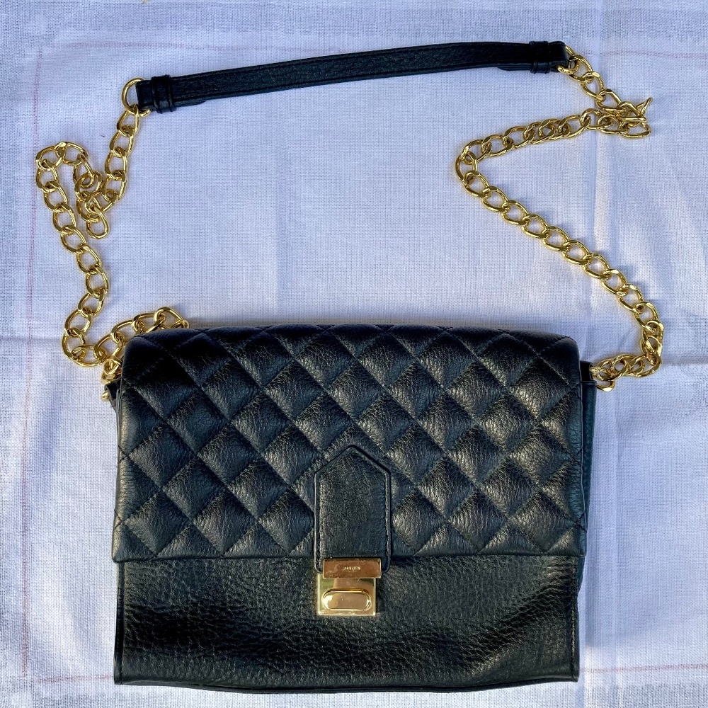Jaeger Black Quilted Purse with Gold Chain